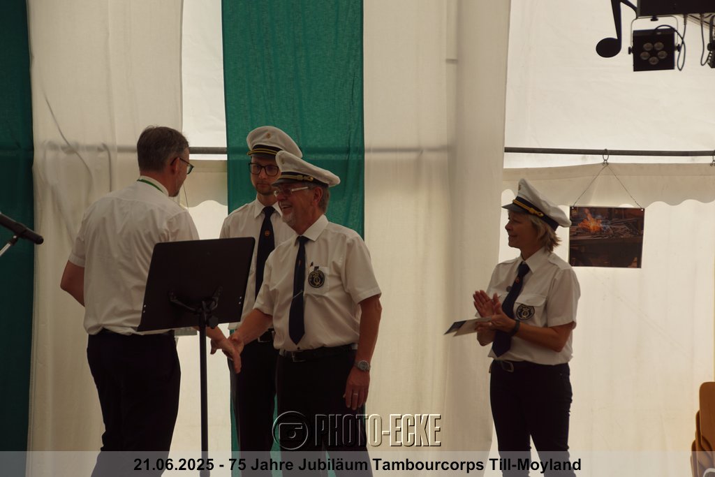 080.jpg