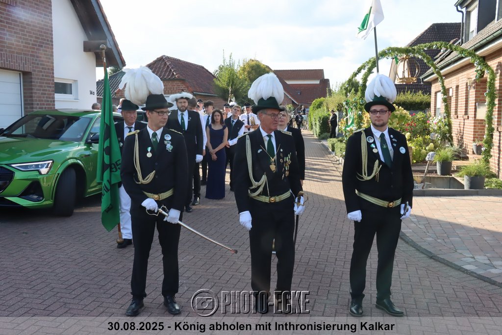 097.jpg
